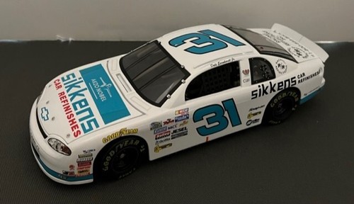 NASCAR Collectable, Revell Collection, 1:18 Scale, #31 Sikken, Dale Earnhardt Jr - Picture 2 of 11
