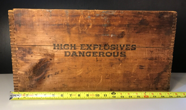 Vintage HIGH EXPLOSIVES Dovetailed Wood Box - TROJAN POWDER CO. - ALLENTOWN PA Vintage HIGH EXPLOSIVES Dovetailed Wood Box - TROJAN POWDER CO. - ALLENTOWN PA