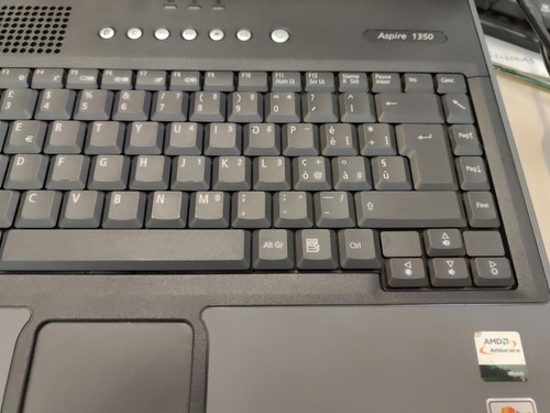 Notebook Portatile Vintage Acer Aspire 1350 Athlon XP Schermo Non Funzionante - Foto 6 di 17