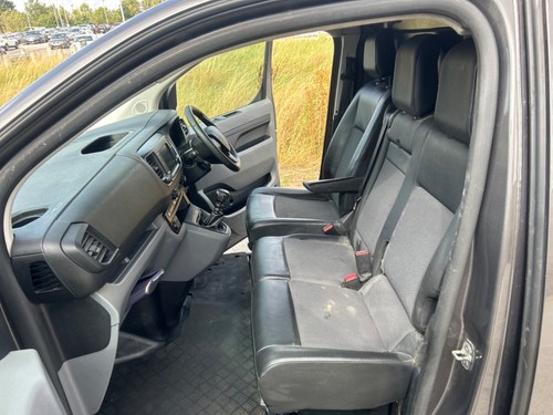 2019-19 REG PEUGEOT EXPERT PROFESSIONAL 1.6 HDI-115 BHP-NO VAT !!-NEW ENGINE - Picture 21 of 24