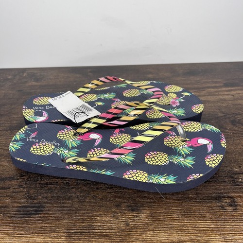 Vera Bradley NWT Flip Flops TOUCAN PARTY Size Medium 7-8 - Picture 2 of 6