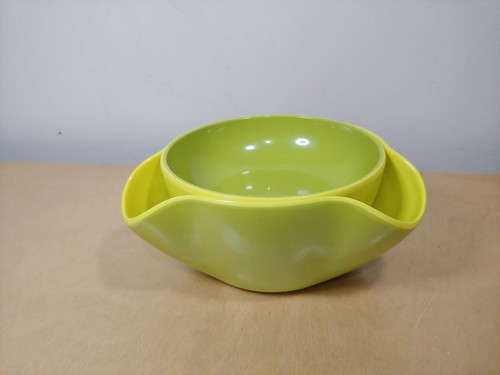 Joseph Joseph Double Dish Pistachio Bowl\Snack Serving Bowl Green & Yellow - Picture 2 of 5