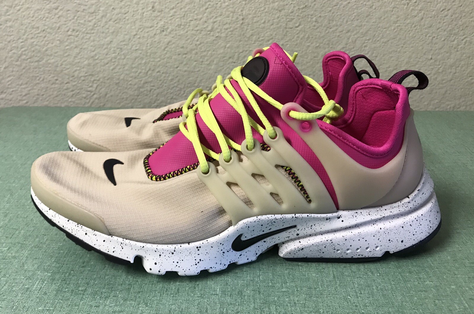 Nike Air Presto Ultra si Seta rosado Negro blancoo para Mujer de Talla 9 calzado para correr Nike Nike Nike Air Presto Ultra si Seta rosado Negro blancoo para Mujer de Talla 9 calzado para correr online al mejor precio