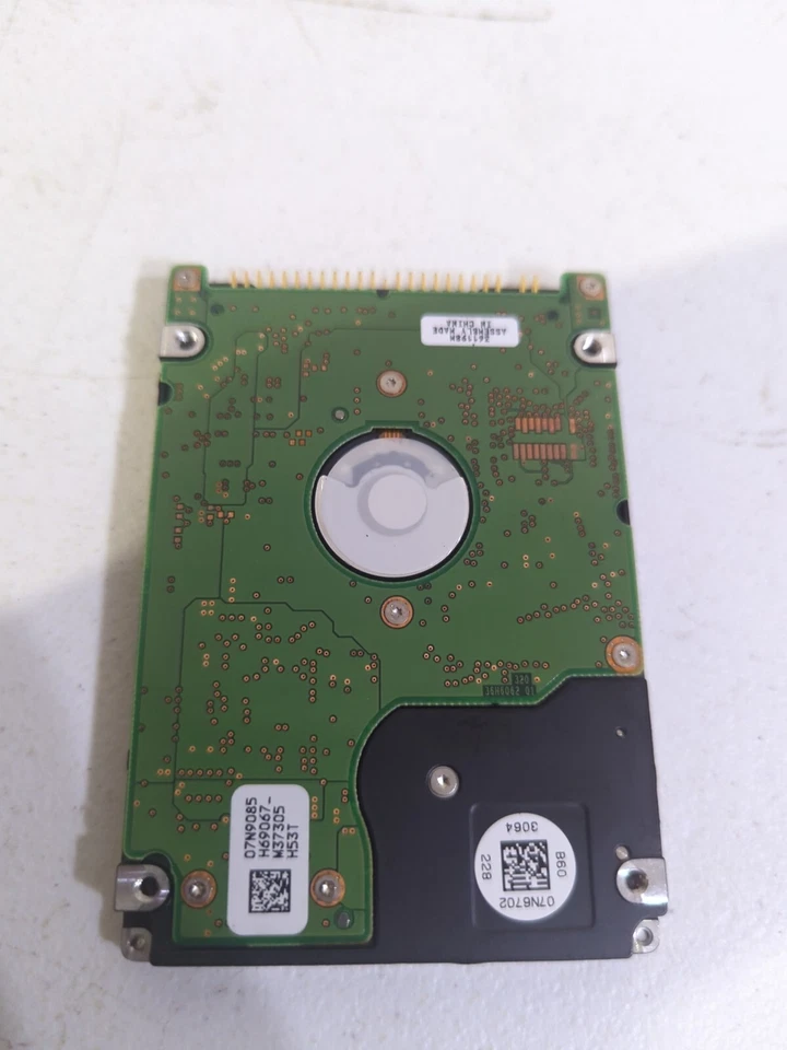 Hitachi Travelstar IC25N030ATCS04-0 30GB 2.5-inch IDE P/N 07N8368 - Image 2 of 2
