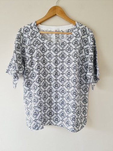 TRENERY Blue White Linen Short Sleeve Curved Hem Blouse SIZE SMALL top