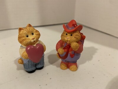 Pair Hallmark Merry Miniatures Cupid Cameron Cat/Cameron Cat w/Heart Figures