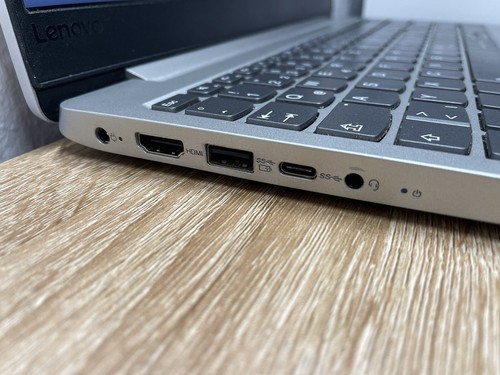 Portatile Lenovo 15.6" FHD, Intel® Core™ i5, 2Gb VRAM, 8Gb RAM, 128Gb SSD + 1TB HDD - Foto 8 di 22