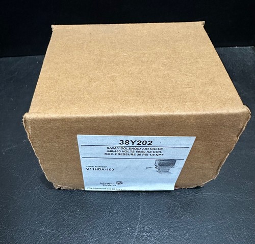 Johnson Controls V11HDA-100 3-Way Solenoid Air Valve - 440/480V - Picture 2 of 2