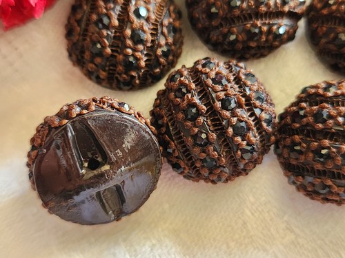 Lot  6 boutons vintage parurier resine strass verre marron bombé 1,8 cm ref 3343 - Picture 3 of 3