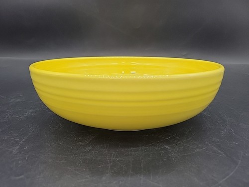 Vintage Homer Laughlin Fiesta Fiesta ware Yellow 9 1/4" Serving Bowl - Picture 1 of 4