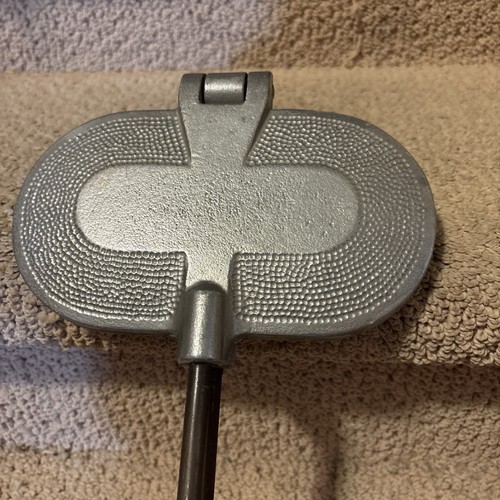 Vintage Vitantonio #1 Pizzelle Waffle Cast Metal Iron Maker - Picture 4 of 5