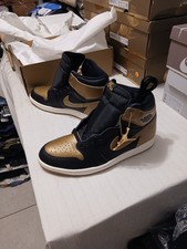 New Nike Air Jordan 1 Retro High OG Men’s Sneakers Sz 9.5 Black/Gold DZ5485-071