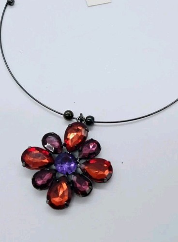 Wire Choker Pendant Necklace Crystal Flower Black Red Wrap Around Style & Co - Picture 2 of 7