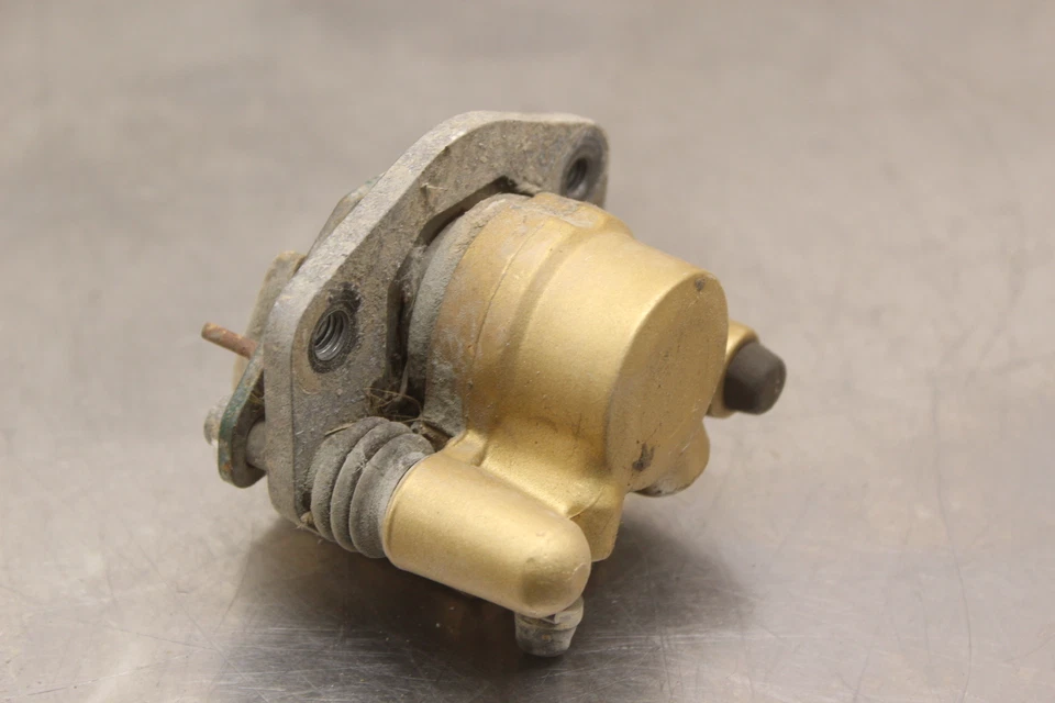 Pinza de freno delantera derecha Polaris Sawtooth 200 2006 T717 Foto 3 de 4