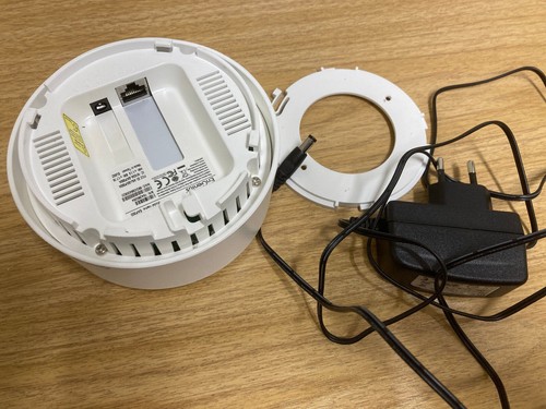 EnGenius EAP300 Wireless AccessPoint für Deckenmontage (PoE fähig!) - Bild 2 von 2