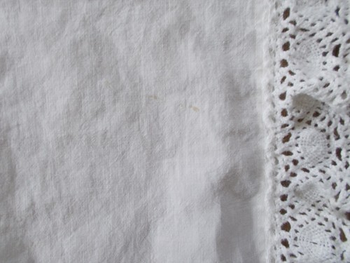 Tovaglia vintage cucita a mano ricamata topper pizzo bordato Southern Belle Girl - Foto 4 di 6