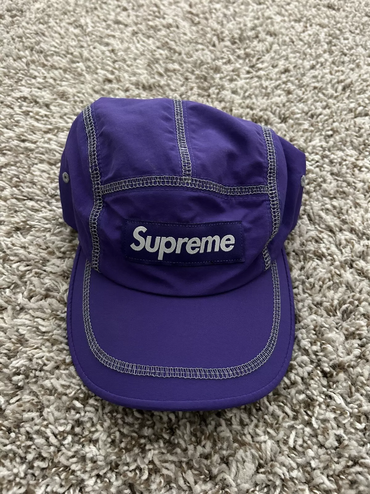 Casquette de camp suture réfléchissante suprême boussole violette
