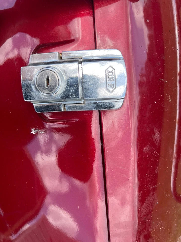 97-04 Portaequipajes Trasero Suzuki Marauder VZ 800 Compartimento Rígido Caja Rojo Foto 4 de 4