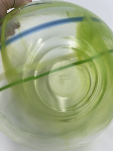 Kosta Boda 9” Art Glass Green Contrast Swirl Bowl Anna Ehrner Design Sweden - Picture 4 of 4