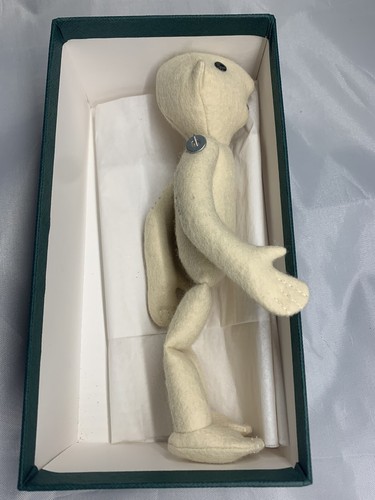 R. JOHN WRIGHT 2005 9 INCH FIRST DOLL REPLICA 69/350. SIGNED - Bild 4 von 4