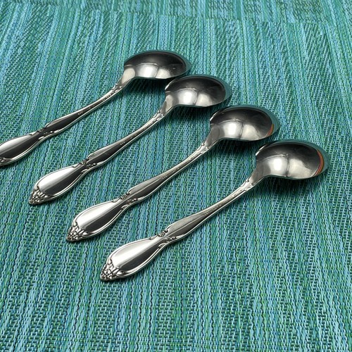 4 Oneida Community CHATELAINE Edelstahl ovale SUPPENLÖFFEL Betty Geschirr glänzend - Bild 6 von 7