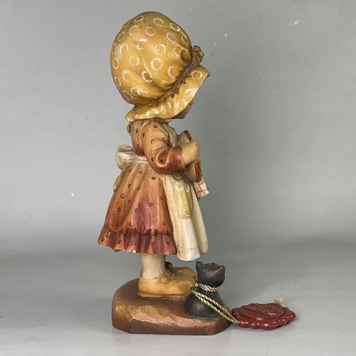 Anri "Helping Mother" 6.5" Hand Carved Wood Figurine By Sarah Kay 124/2000 - Picture 10 of 13