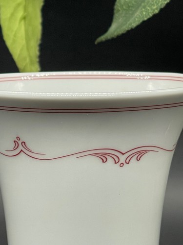 Vase Hutschenreuther Maria Theresia Mainau 10cm Neuwertiger Zustand - Bild 2 von 3