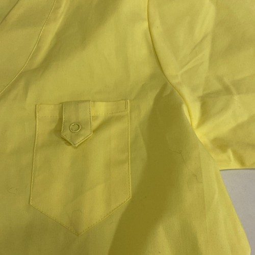 Butter-soft Stretch Womens M Scrub Top Yellow NWT Short Sleeves V-Neck Pockets - Picture 5 of 14