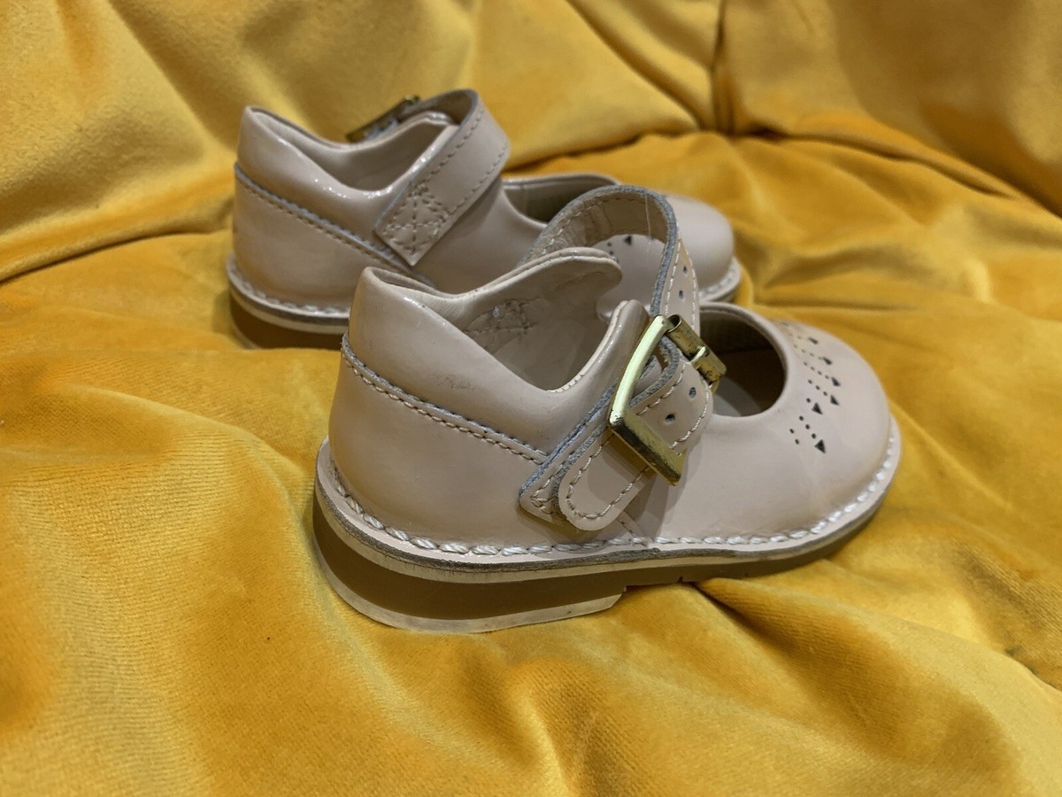 Clarks clearance size 5g