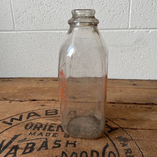 Vohlken Bros 1949 Square Quart Milk Bottle Freeport. IL Pyroglaze - Picture 3 of 6