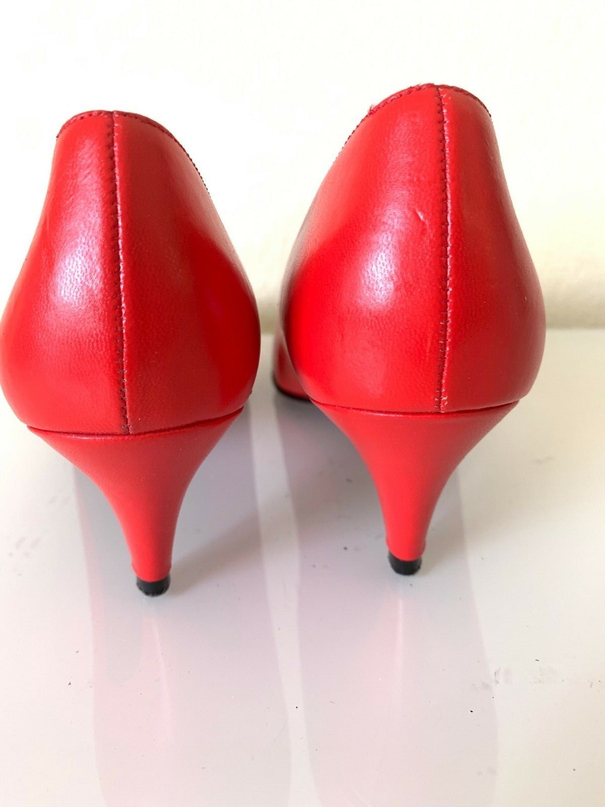 Vintage Red Pumps Pumps Pumps Kitten Heel gold Embroidered Toe Life Stride 8.5 AA-B VGUC 55566c Vintage Red Pumps Pumps Pumps Kitten Heel gold Embroidered Toe Life Stride 8.5 AA-B VGUC 55566c