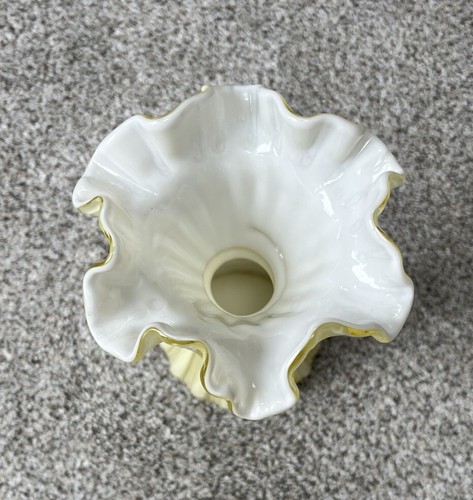 Vtg Fenton Wheat Light Butterscotch Candle Glow White Case Glass Vase Ruffled - Picture 3 of 6