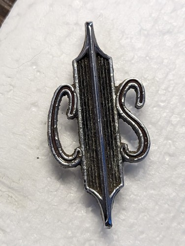 1965 ? OLDSMOBILE CUTLASS  EMBLEMS OEM PT# 7677883 - Bild 4 von 18