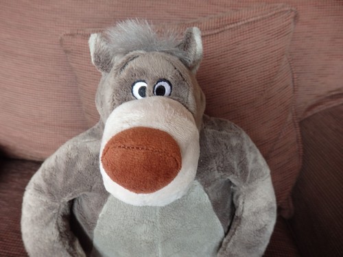 DISNEY STORE LARGE BALOO BEAR ( THE JUNGLE BOOK) PLUSH - Picture 6 of 9