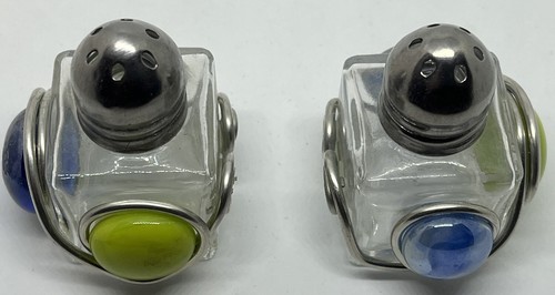 Salt And Pepper Shakers - Glass Blue & Green MCM Design Pair (2) - Picture 4 of 6