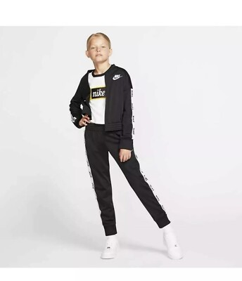 Nike Sportswear NSW Mädchen Trainingsanzug Größe XS Alter 6-7 Jahre schwarz weiß CV9657 010