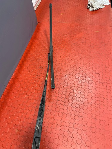 Volkswagen Crafter WIPER ARM Driver's Side O/S 2017-2023 P/N 7C2955410 - Picture 7 of 12