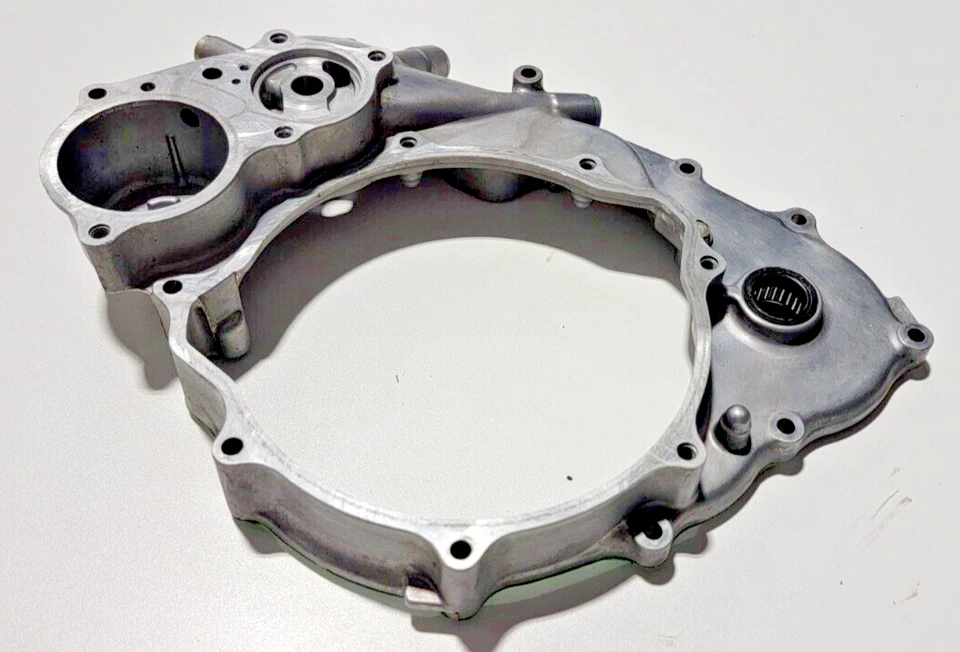 Right Crankcase Inner Clutch Cover 2001 Honda XR650R XR 650 R 01 XR650 - Image 4 of 4