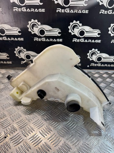 PORSCHE CAYMAN 987 Washer Fluid Reservoir Bottle 99752870100 - Picture 3 of 4