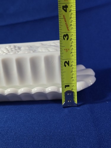 Westmoreland White Butter Dish Grape pattern - 第 14/14 張圖片