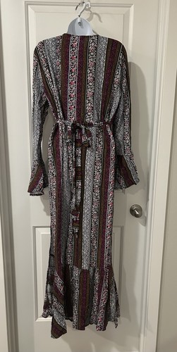 R. Vivimos Wrap Maxi Dress Sz L Purple Floral Long Bell Slvs Boho Ruffle Hem NWT - Picture 6 of 15
