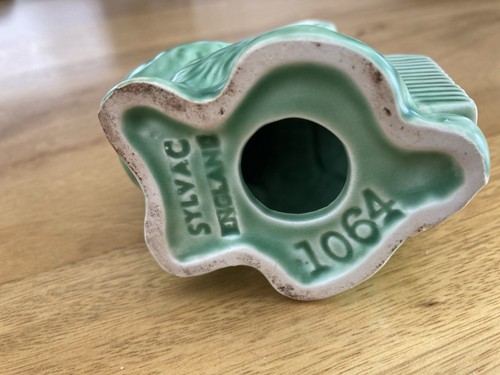 Sylvac No 1064 Snub Nose Bunny Match Holder/ Striker 1936 - 1956 - Picture 6 of 8
