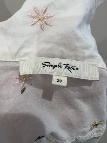 Vintage White 100% Cotton Flowy Embroidered Collared Cottagecore Blouse Size XS - Picture 7 of 8