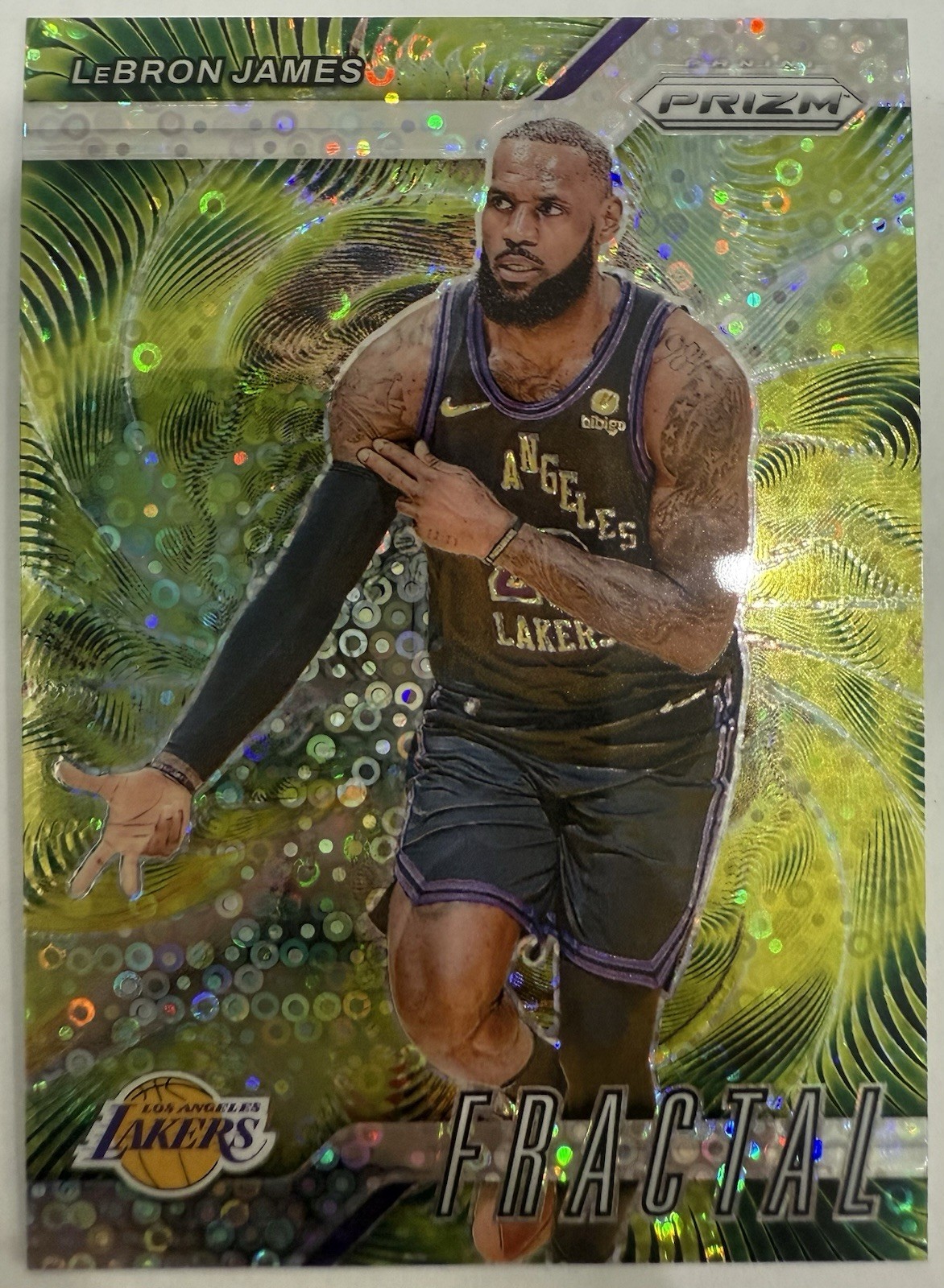 LEBRON JAMES 2024/25 PANINI PRIZM FRACTAL SILVER DISCO PRIZM REFRACTOR #3 MINT