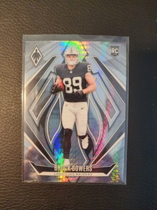 2024 Panini Phoenix - Rookies Brock Bowers #165 Hyper (RC)