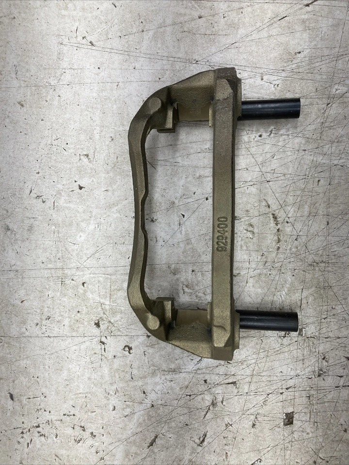 Workhorse L/H Caliper Bracket W8004161 (New Old Stock) - Image 2 of 4