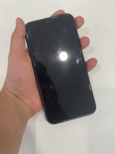 Apple iPhone 11 - 64 Go - Noir (Désimlocké) (CA) - Photo 11 sur 11