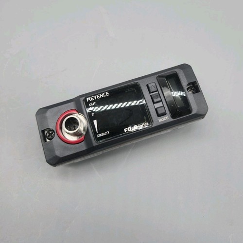 Keyence FD-Q20C / FDQ20C Clamp-on flow sensor - Picture 6 of 7