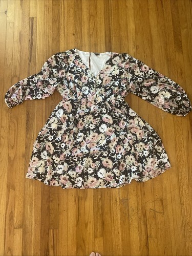Torrid Babydoll mit Blumenmuster Übergröße 2 knielanges Kleid