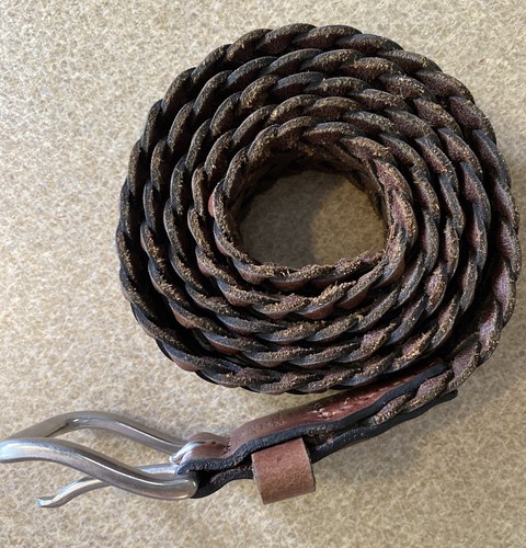 Men's L Genuine Leather Braided Belt Brown 47" Long 1.25" Wide Made in Guatemala - Picture 3 of 6